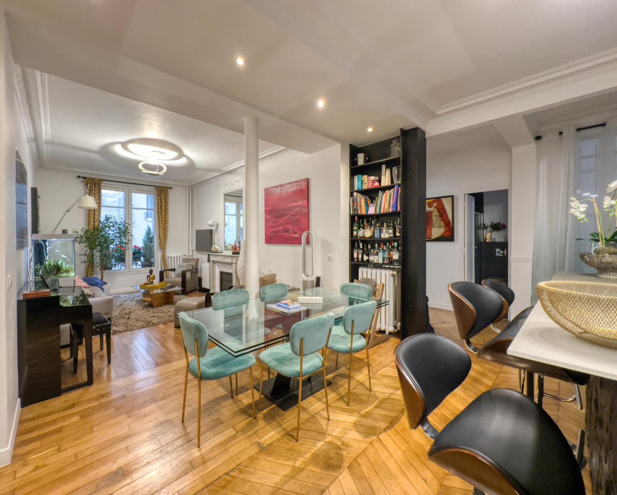 Apartment Luxury Place Near Champs Elysees