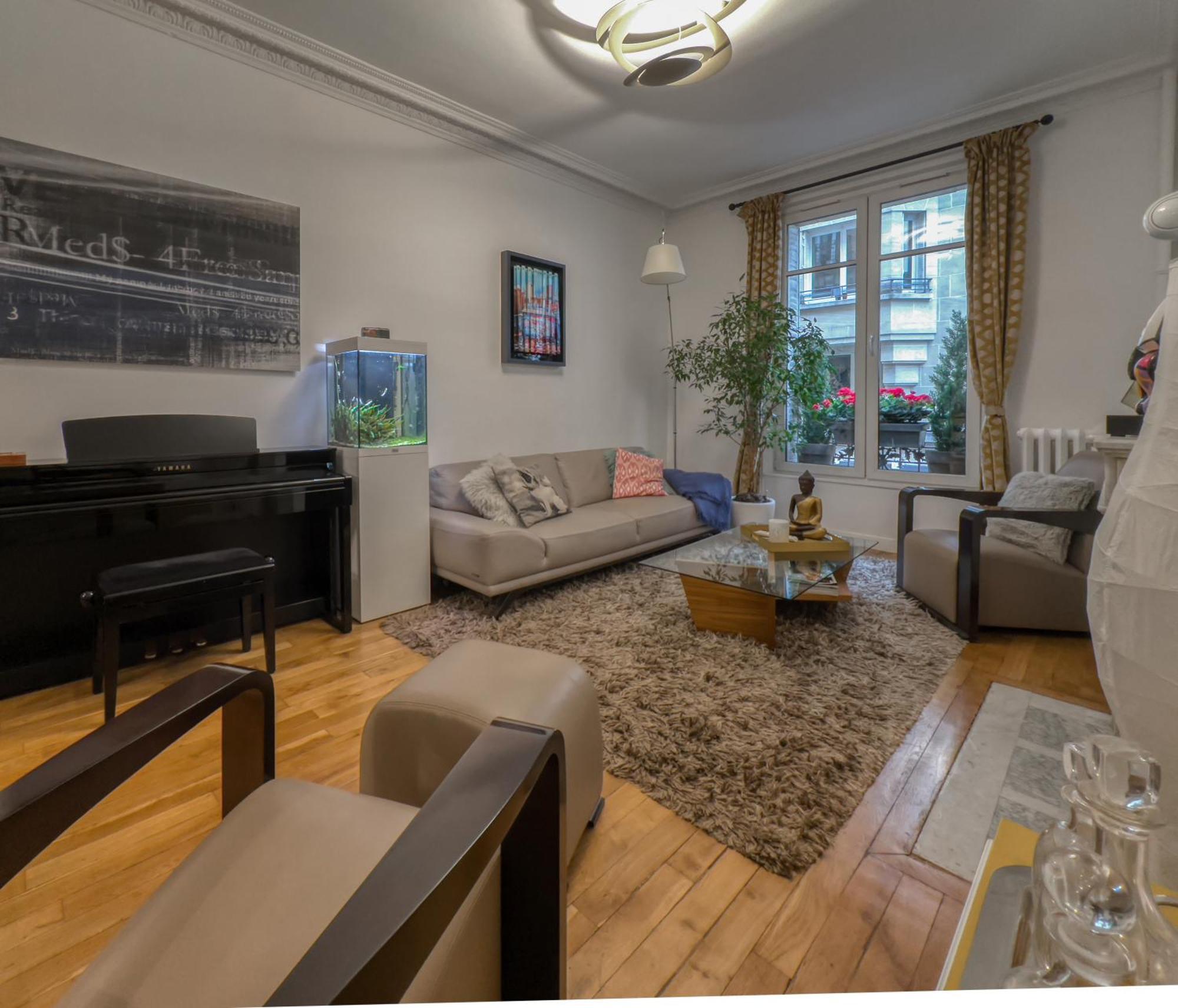 Apartment Luxury Place Near Champs Elysees