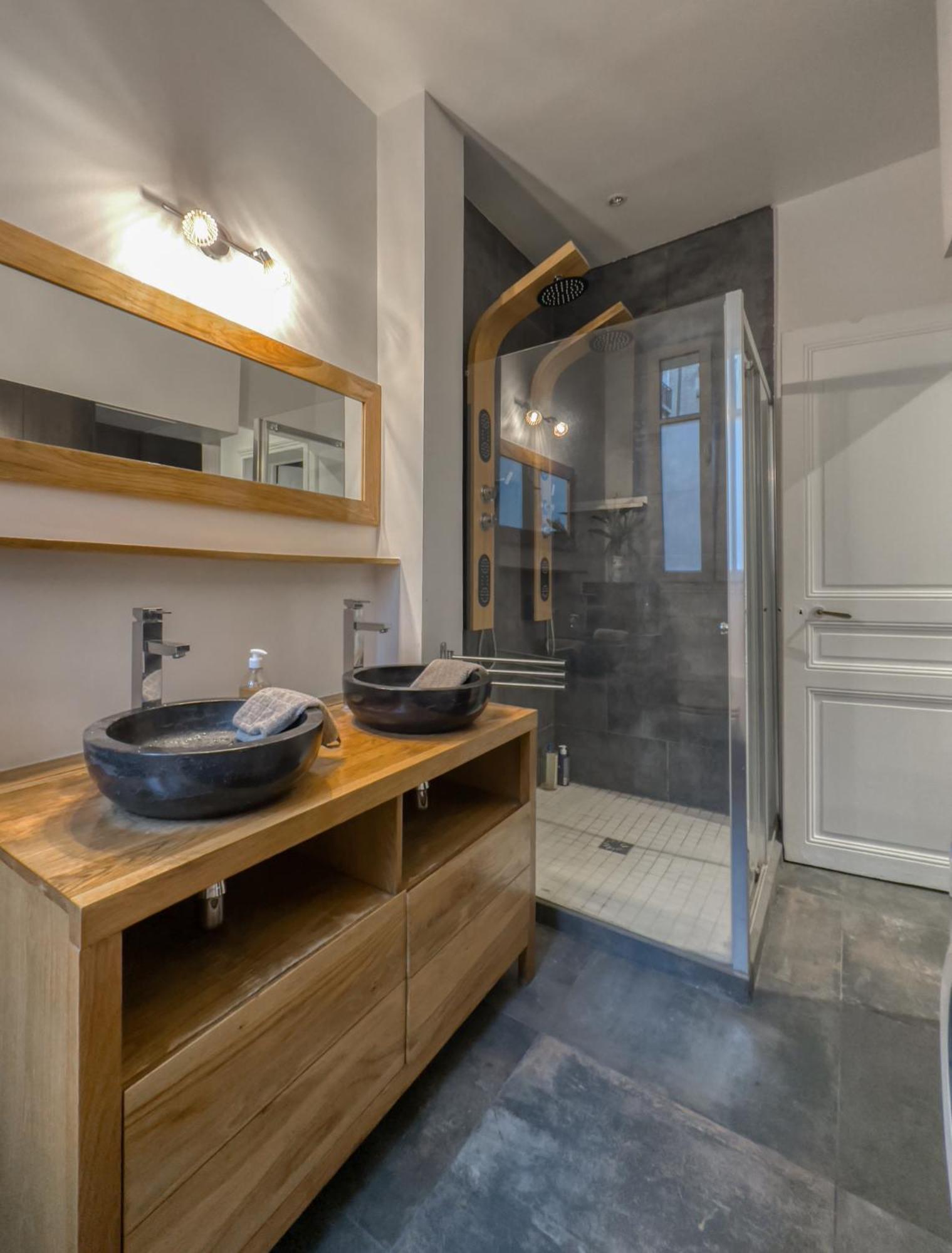 Apartment Luxury Place Near Champs Elysees