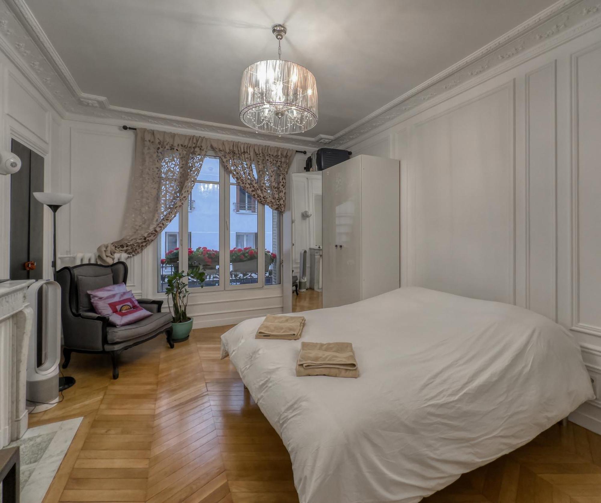 Luxury Place Near Champs Elysees Apartment *